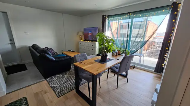 Magnifique 3 1/2, 48e rue, 2e étage JUILLET - Photo 2