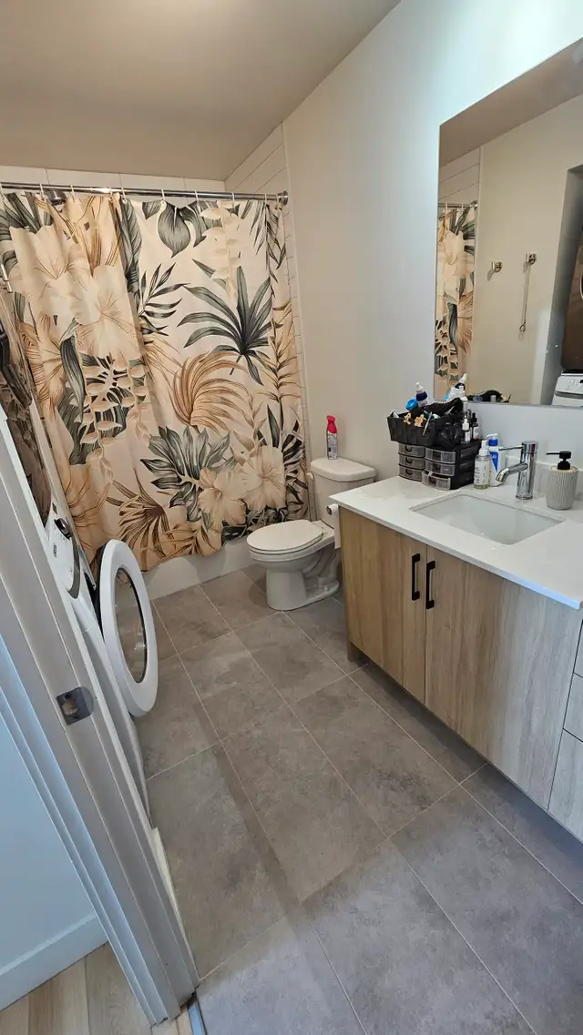 Magnifique 3 1/2, 48e rue, 2e étage JUILLET - Photo 5
