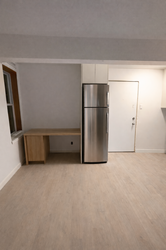 Magnifique studio 1 1/2 refait à neuf, Limoilou WIFI PROMO! - Photo 2