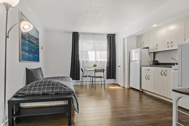 Superbe studio 1 1/2 Av. Ducharme, meublé, WIFI LIBRE - Photo 5