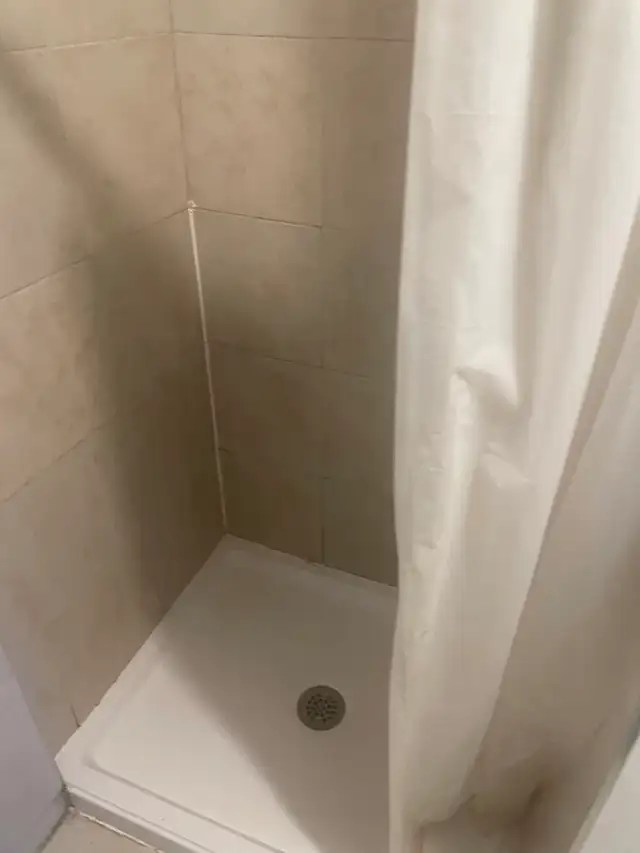 Beau 3 1/2, Ste-Anne-de-Beaupré, Rez-de-chaussé, Juillet - Photo 2