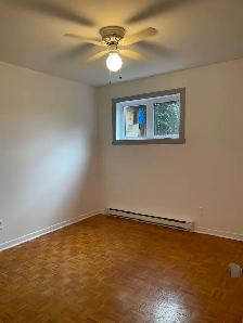 Beau grand 4 1/2 sur 2 étage, Beauport, WIFI - Photo 5