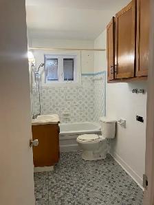 Beau grand 4 1/2 sur 2 étage, Beauport, WIFI - Photo 10