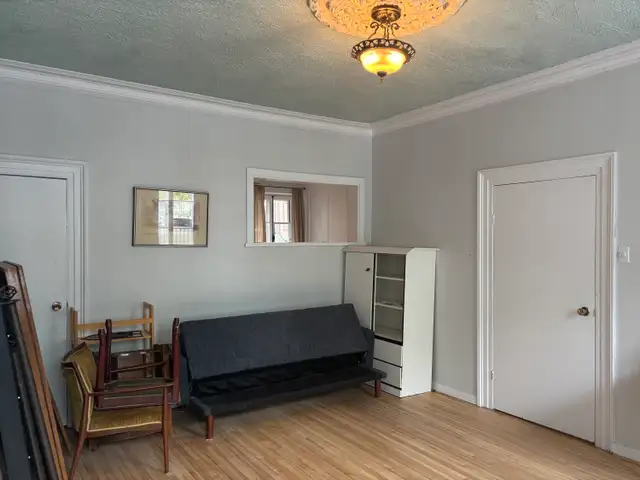 Très beau grand 3 1/2, Vieux-Port Libre MEUBLÉ - Photo 12