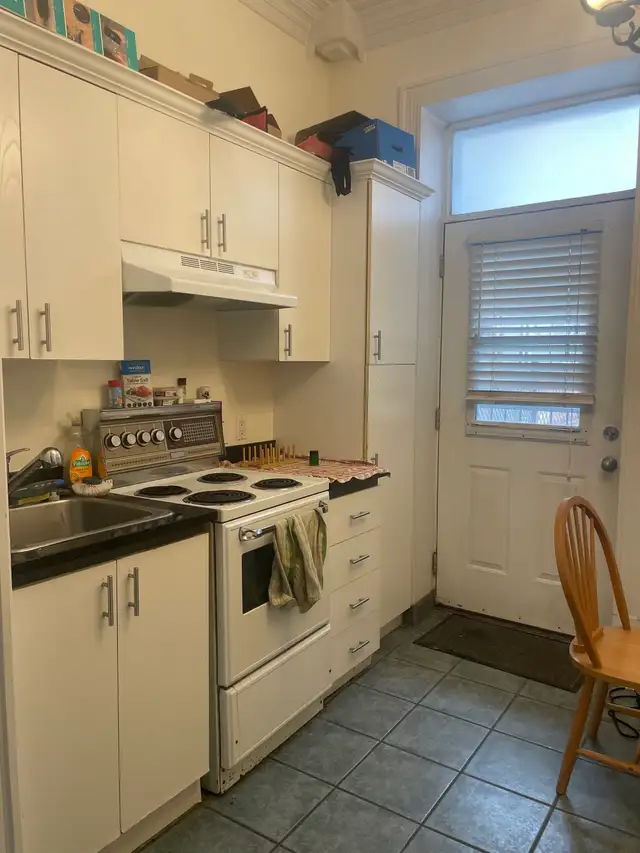 Superbe 2 1/2 loft, rue Caron St-Sauveur Juillet - Photo 2