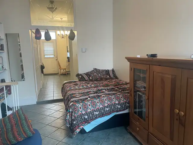 Superbe 2 1/2 loft, rue Caron St-Sauveur Juillet - Photo 8