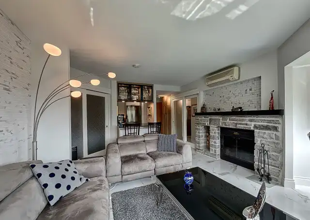 Superbe condo 3 1/2, collé sur le Mont-Sainte-Anne, Meublé - Photo 2