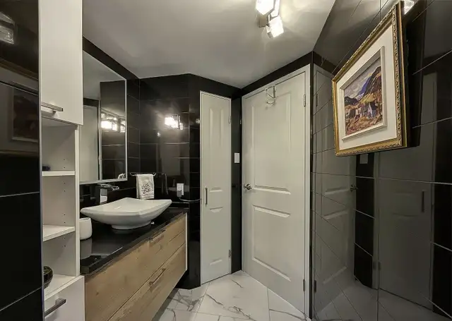 Superbe condo 3 1/2, collé sur le Mont-Sainte-Anne, Meublé - Photo 10