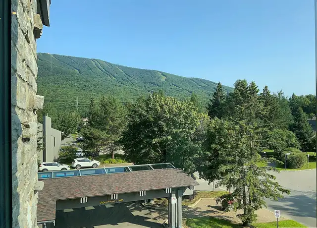 Superbe condo 3 1/2, collé sur le Mont-Sainte-Anne, Meublé - Photo 19