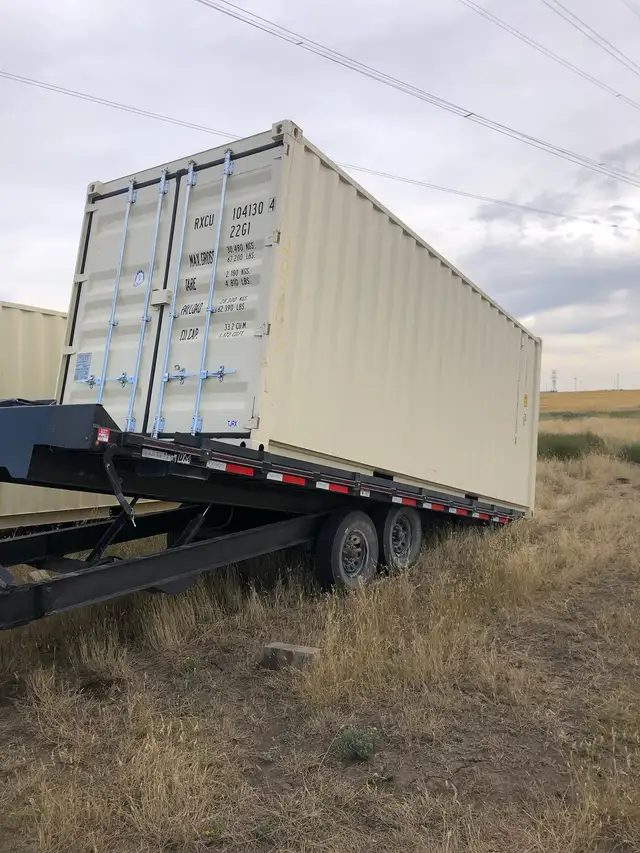20 FT SEACAN STORAGE CONTAINERS