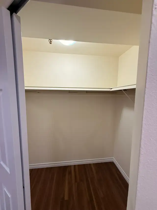 FULL RENO 2-Level Apt - Unit 207 - Clayton Park - June 1st - Photo 4