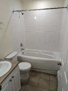 Fairview 1BR|Unit 4 - Private Balcony - Aug 1st - Heat/Water Inc - Photo 3