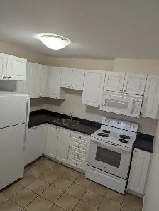 Fairview 1BR|Unit 4 - Private Balcony - Aug 1st - Heat/Water Inc - Photo 8