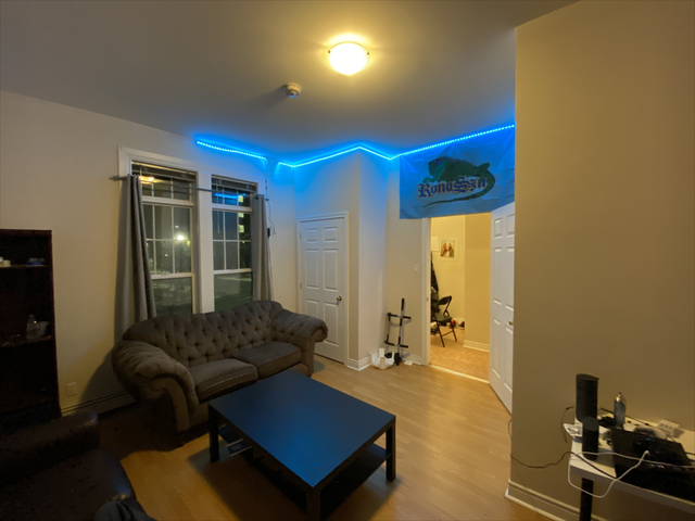 26-039 7-bedroom home in the South End. Great for students! - Photo 2