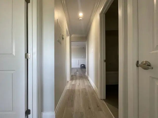 Spacious 2-Bedroom Apartment with River View - Photo 8