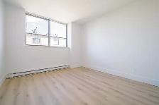 LIBRE - Face au Collège Bois-de-Boulogne Ahuntsic - Photo 7