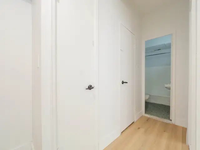 1 MOIS GRATUIT - 3 1/2 et 4 1/2 Côte-des-Neiges Frigo, poêle inc - Photo 10