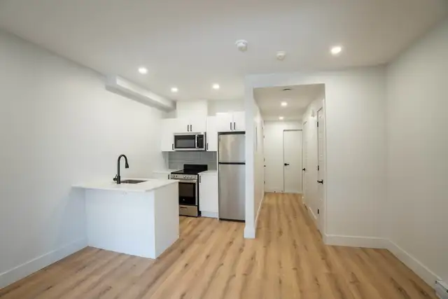 1 MOIS GRATUIT ! Studios rénovés - Occ. Immédiate - HOMA - Photo 8