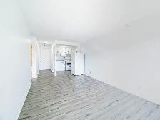 1 MOIS GRATUIT - Moderne & abordable proche de tout à Anjou - Photo 9