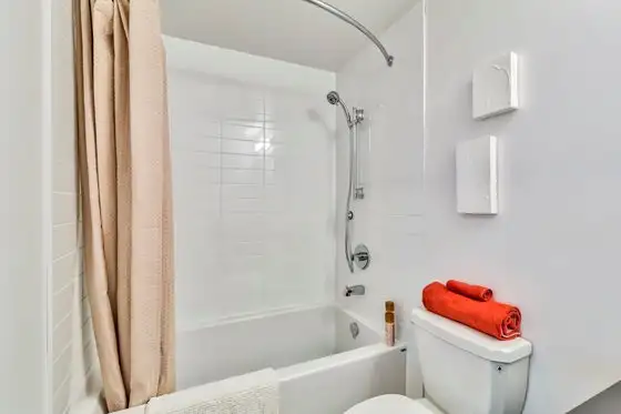 Hintonburg Connection: Extra Large 2-Bedroom Apartment - Photo 9