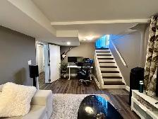 NORTH END Spacious 1 Bed Plus Den Apartment! - Photo 4