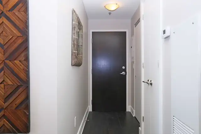 Westboro Connection I: Spacious 1 Bedroom Available for Rent! - Photo 3