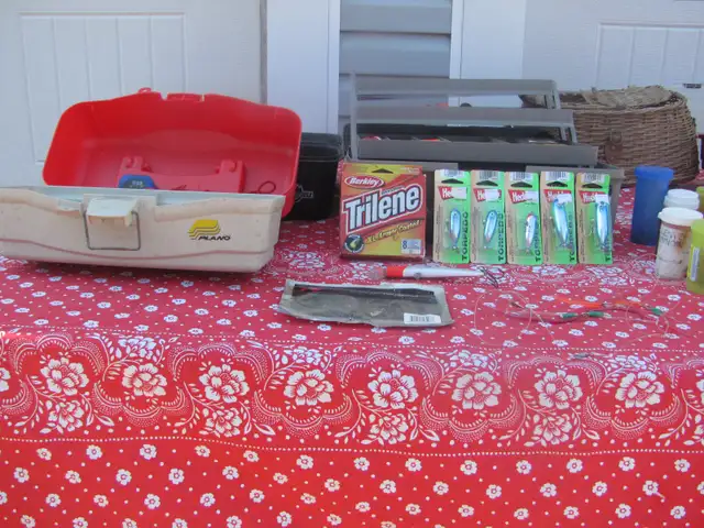 Fishing Gear - Photo 4