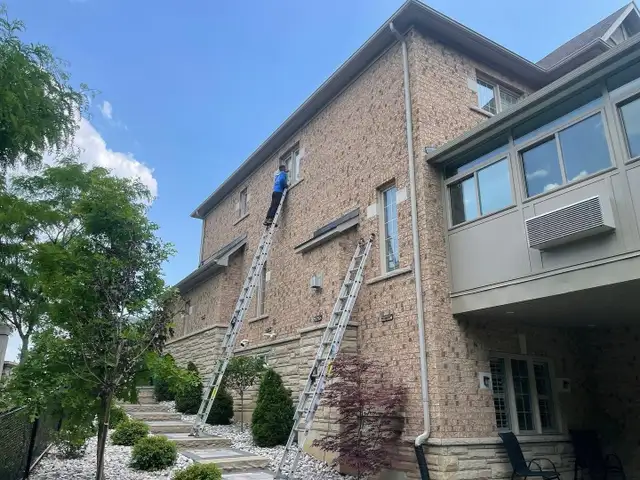 Window Cleaning | Gutter / Eavestrough cleaning- Discounts! - Photo 3