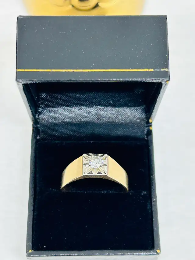 Men’s Vintage Solitaire Diamond Ring - Photo 2
