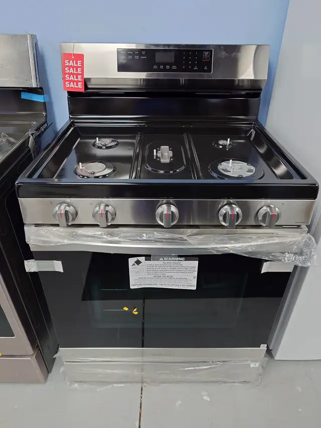 Samsung '30' Stainless Steel Freestanding Gas Range on Sale‼️