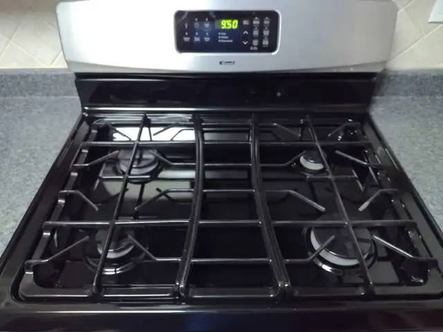 Kenmore Gas Stove - Photo 5