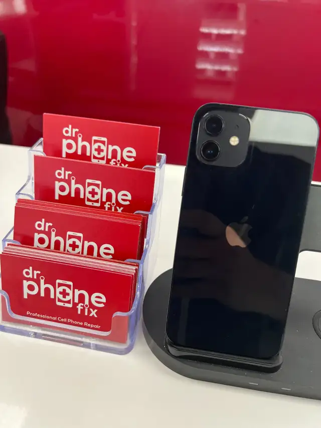 Unlocked Apple iPhone 12 with 1 year warranty ! - Photo 3