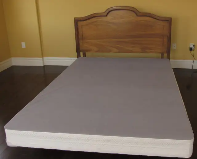 Queen Bed Frame Headboard and Boxspring
