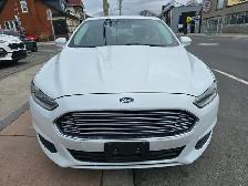 2016 Ford Fusion - Photo 2