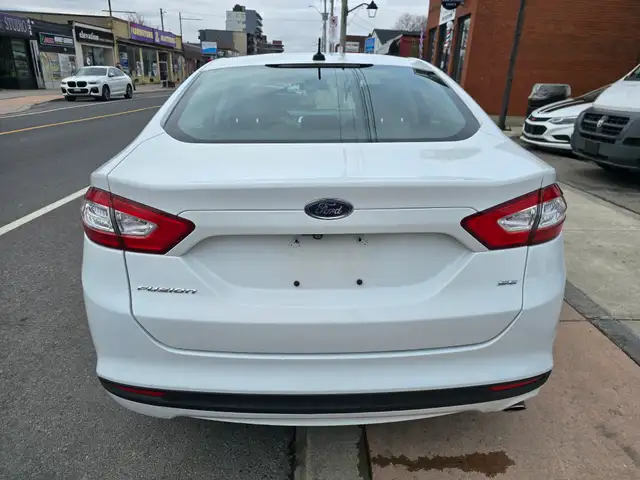 2016 Ford Fusion - Photo 6