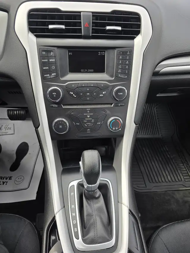 2016 Ford Fusion - Photo 15