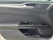 2016 Ford Fusion - Photo 19