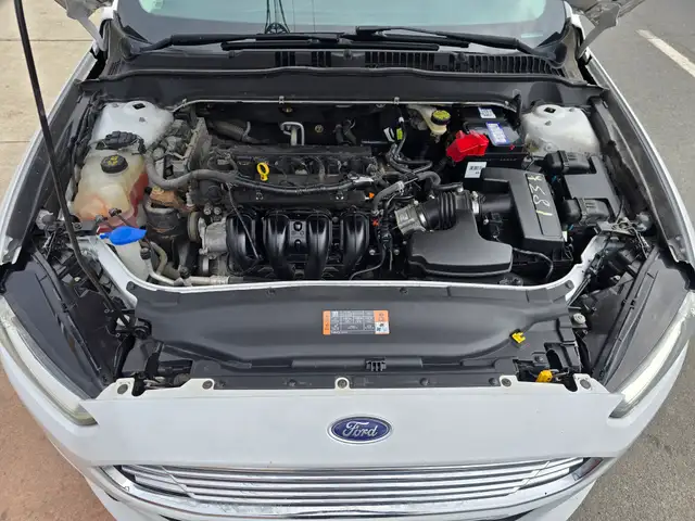 2016 Ford Fusion - Photo 20