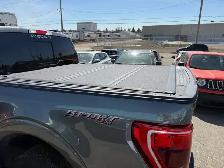 2023 Ford F-150 XLT Sport Hybrid LOW KMS! - Photo 10