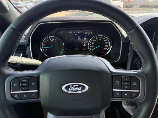 2023 Ford F-150 XLT Sport Hybrid LOW KMS! - Photo 13