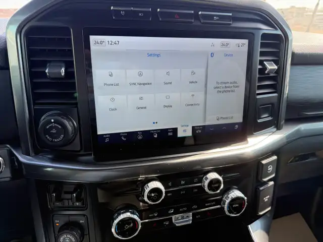 2023 Ford F-150 XLT Sport Hybrid LOW KMS! - Photo 14