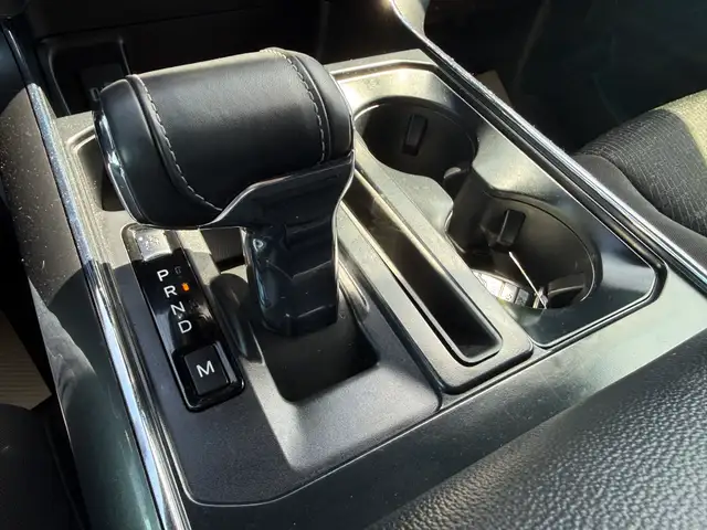 2023 Ford F-150 XLT Sport Hybrid LOW KMS! - Photo 18