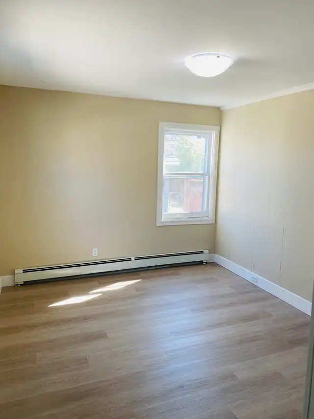 All-inclusive, 2 bedroom, excellent location near Richmond Row! - Photo 6