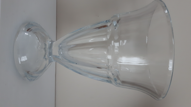 BELLE GRANDE COUPE NEUVE À SUNDAE EN VERRE ÉPAIS 6'HAUT: $10.00 - Photo 3