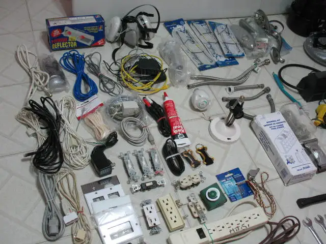 5 Power Tools, 1000's of Fasteners, 400 plus Hand Tools - Photo 7