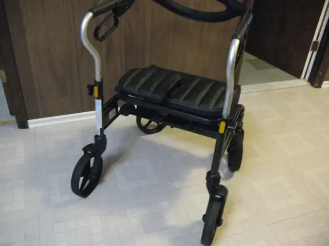 EVOLUTION 4 Wheel Walker/Rollator, NEW - Photo 8