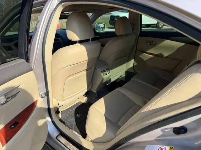 2007 Lexus ES 350 sunroof, leather, clean carfax, no accident! - Photo 13