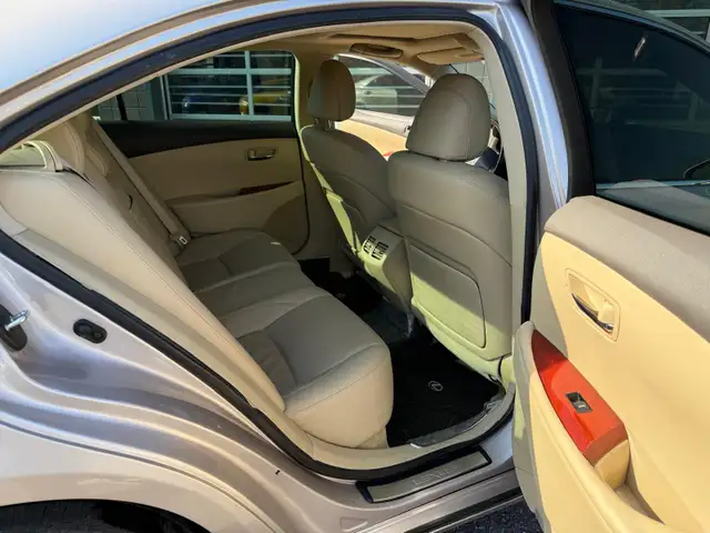 2007 Lexus ES 350 sunroof, leather, clean carfax, no accident! - Photo 14