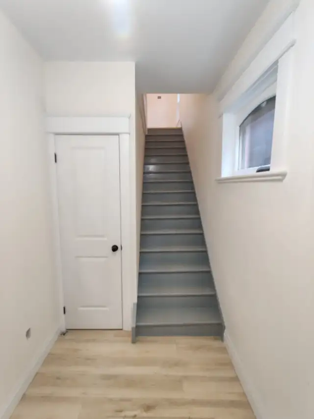 3 BEDROOM 1 BATH UNIT FOR RENT — BRANTFORD, ON - Photo 4