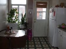 Verdun beau 5 1/2 au 3e étage juillet - Photo 4